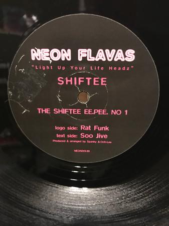 Shiftee - The Shiftee EE.PEE NO 1